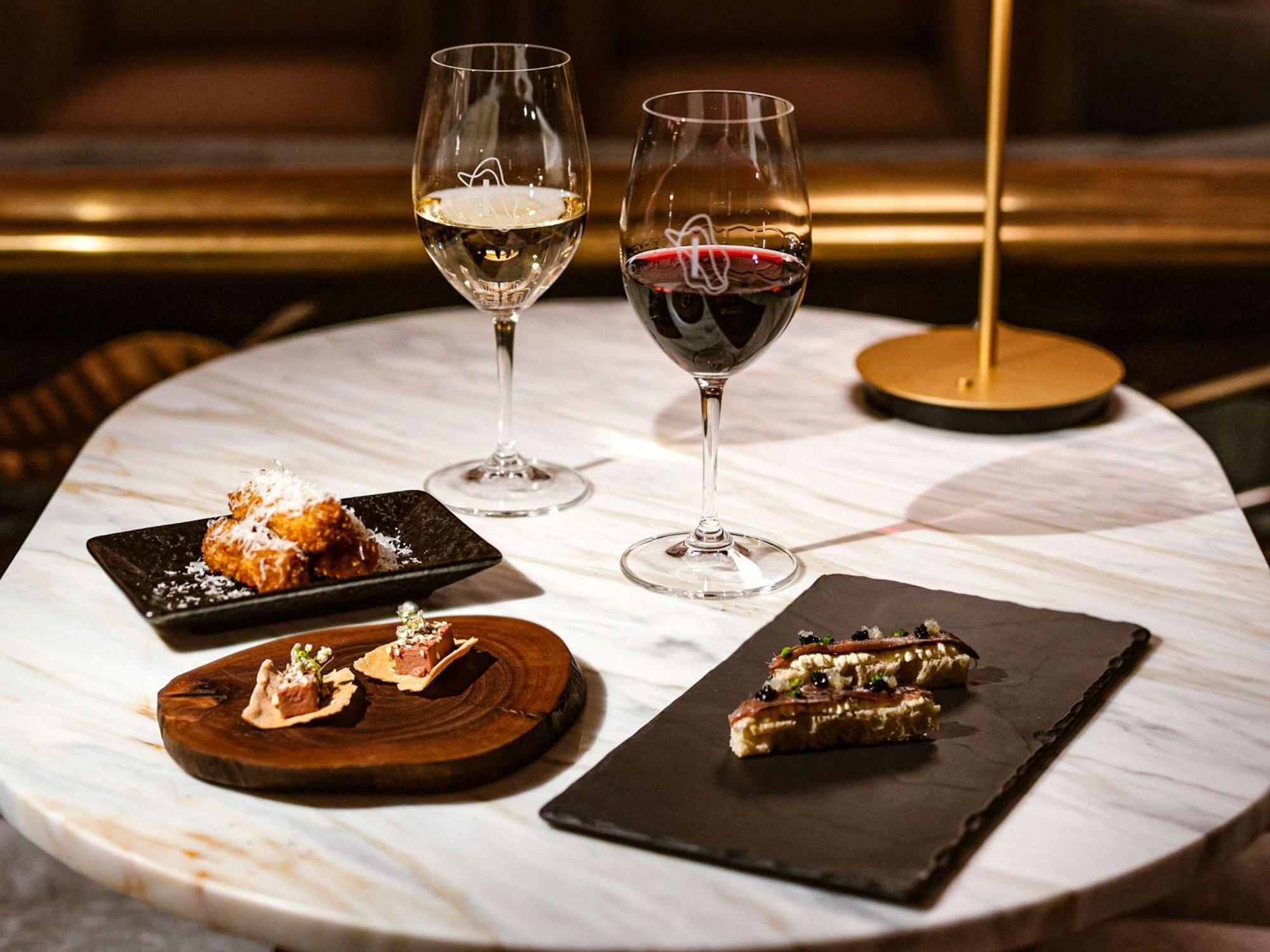 The Playford Adelaide - Mgallery Exterior photo Wine and tapas